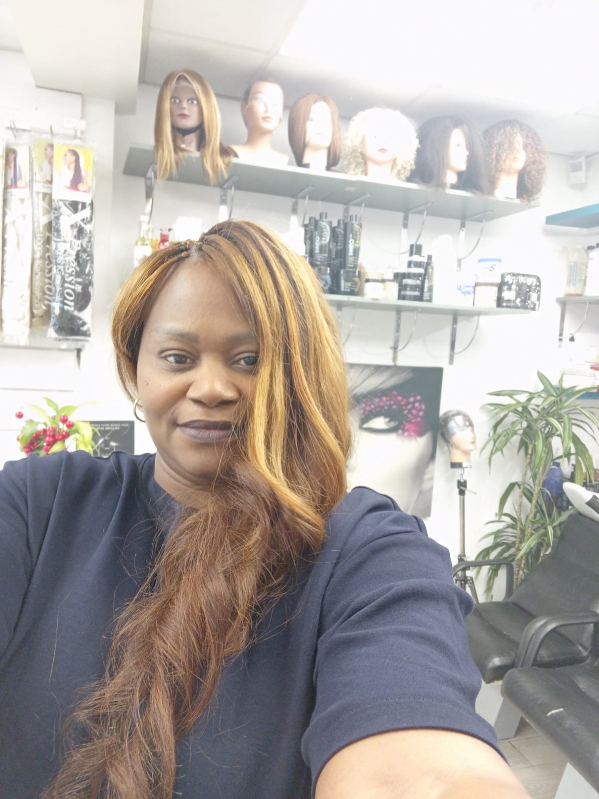 Coloration afro à Lyon 7 par UCM Coiffure Mixte