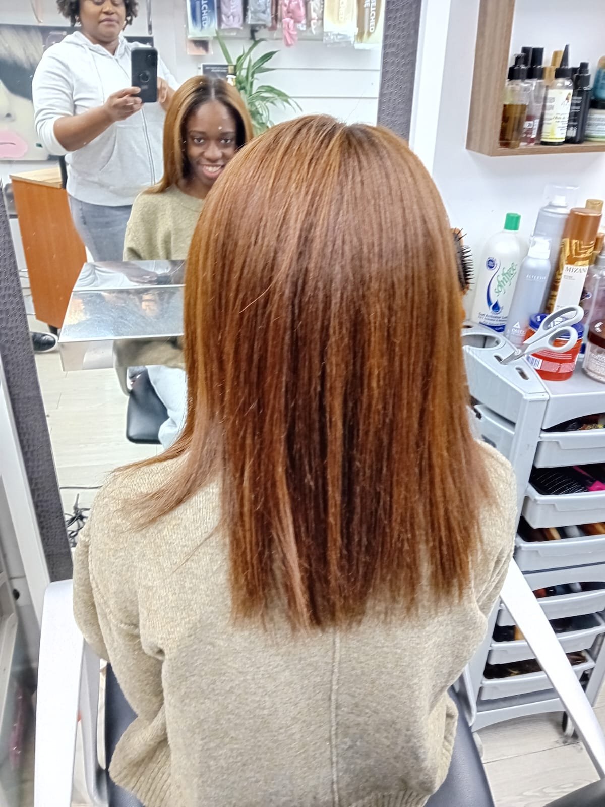 Tissage afro à la racine à Lyon 7 par UCM Coiffure Mixte